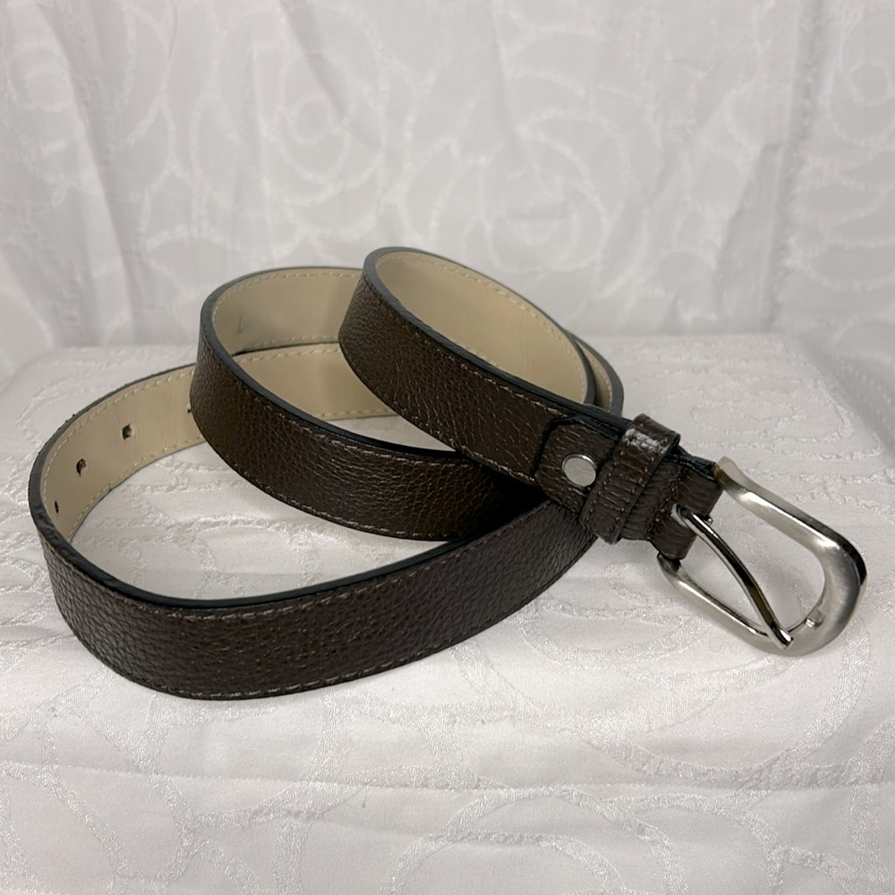 NICOLO VACARI brown genuine leather belt. Size Large. Made in Italy.
